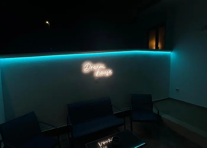 Dreamhouse - The * Leverano