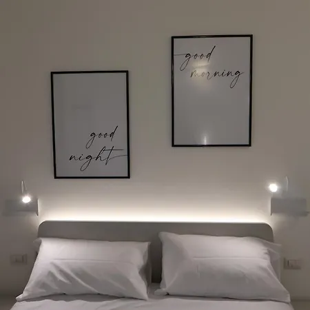 Dreamhouse - The Apartment